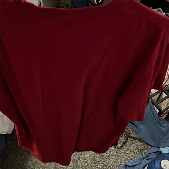 Arkansas Razorbacks Red T-Shirt - Picture 2 of 2